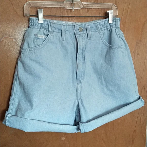 Lee ladies light wash shorts NWOT size 10 M. - Picture 11 of 15
